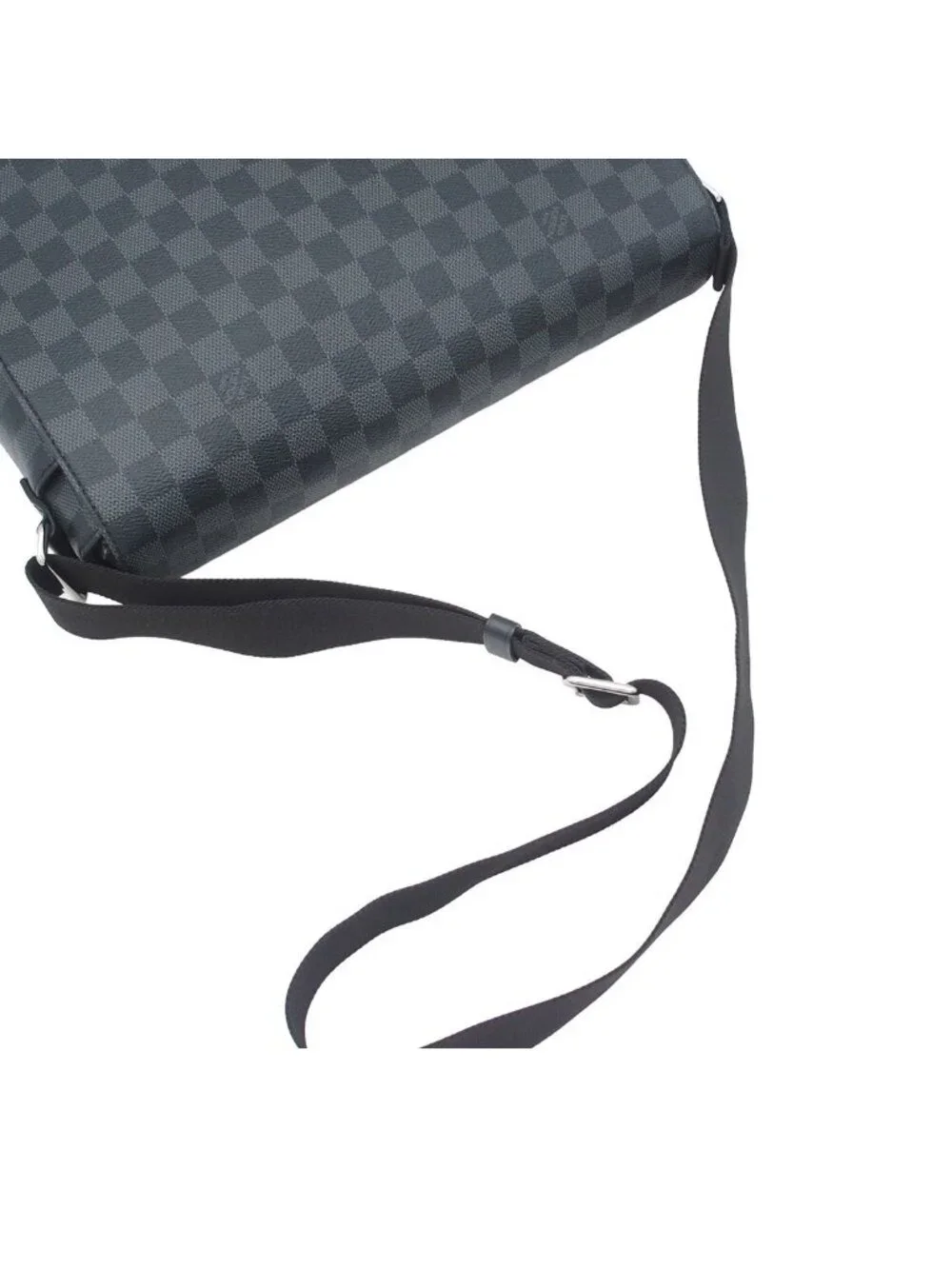 Louis Vuitton District MM Nv2 Black Damier Graphite Canvas Shoulder Bag